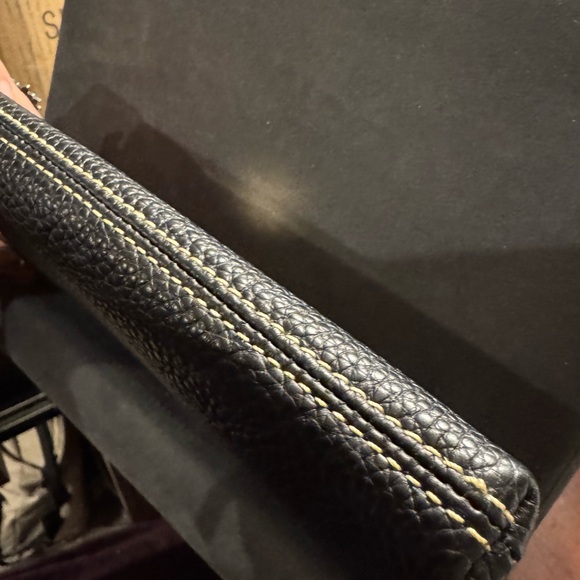 Dooney & Bourke Pebble Grain Double Zip Wristlet Black - Picture 13 of 14